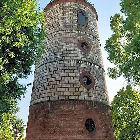 Torre Veglio بيت خشبي Terruggia