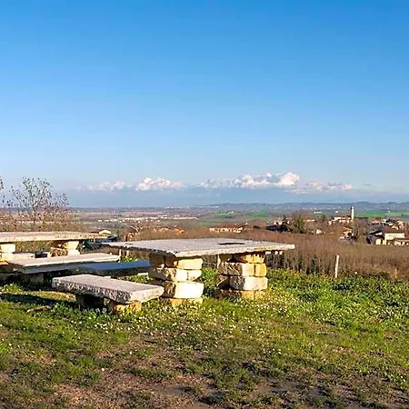 Torre Veglio بيت خشبي